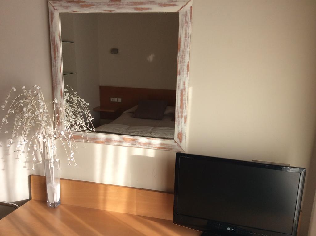 Hotel Viaurelia Montblanc Oda fotoğraf