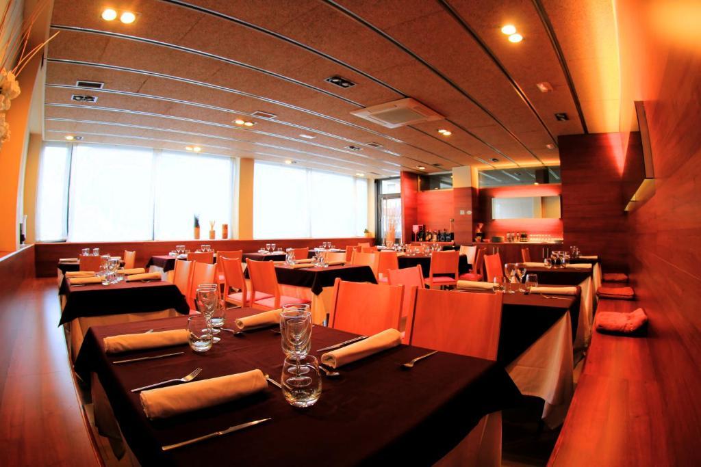 Hotel Viaurelia Montblanc Dış mekan fotoğraf